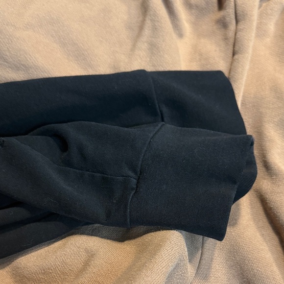 Alo Beige Sweatpants - Picture 13 of 16